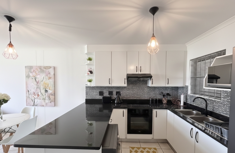 To Let 2 Bedroom Property for Rent in Century City Western Cape